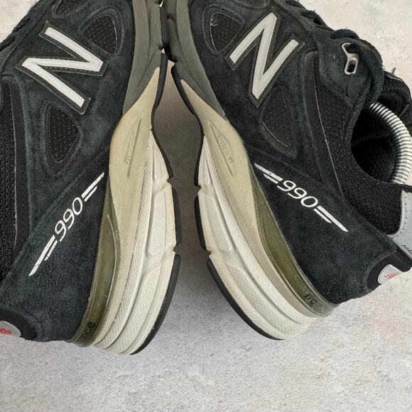 New Balance 990V4 Womens Size 8.5 Black Sneakers Running Shoes READ - Picture 9 of 15
